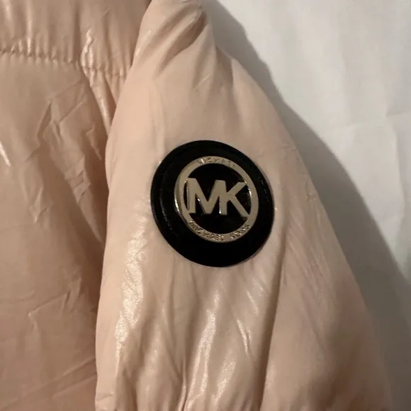 ✨ MICHAEL Michael Kors Shiny Blush Pink Puffer Coat - Size M ✨