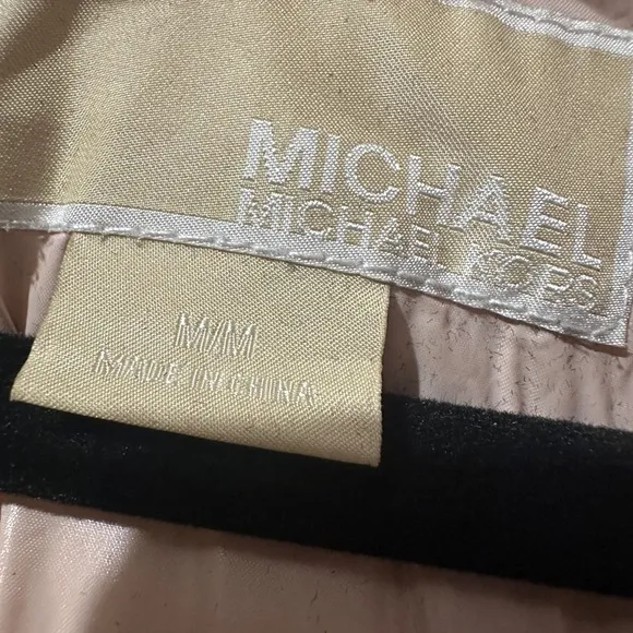 ✨ MICHAEL Michael Kors Shiny Blush Pink Puffer Coat - Size M ✨