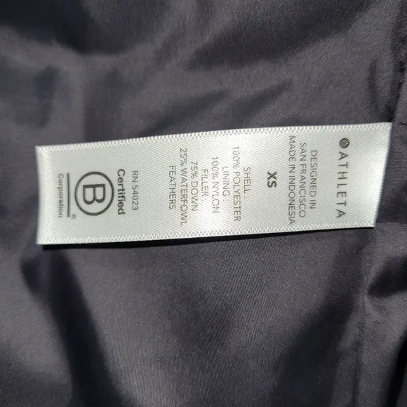 Athleta Downtown Jacket Size XS Down And Feather Filled Longline Puffer Black
