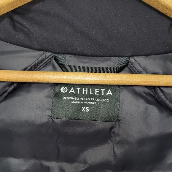 Athleta Downtown Jacket Size XS Down And Feather Filled Longline Puffer Black