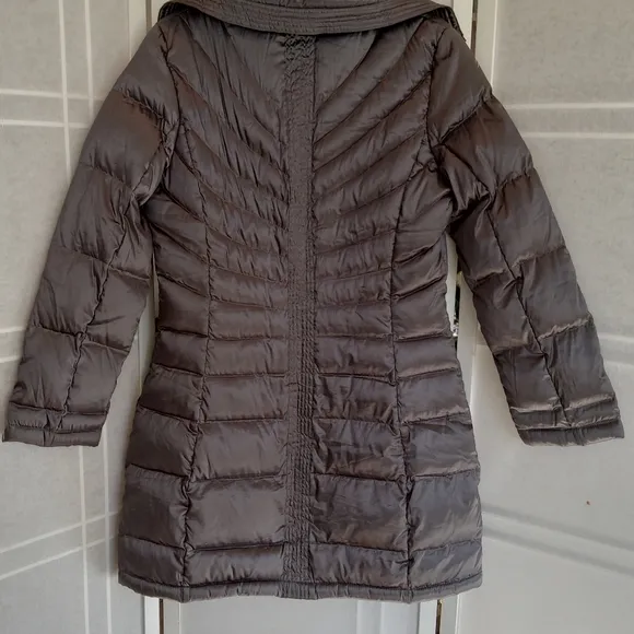 BERNARDO goose down gray puffer coat