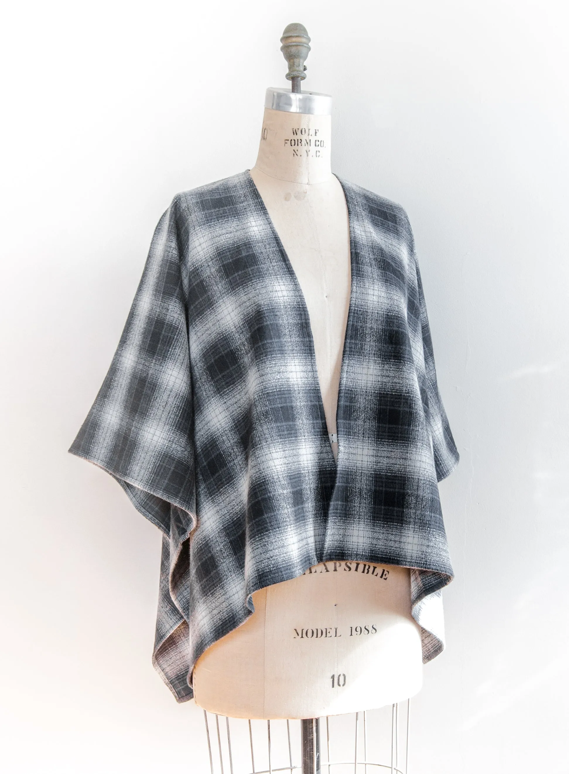 Black Night Plaid Kimono