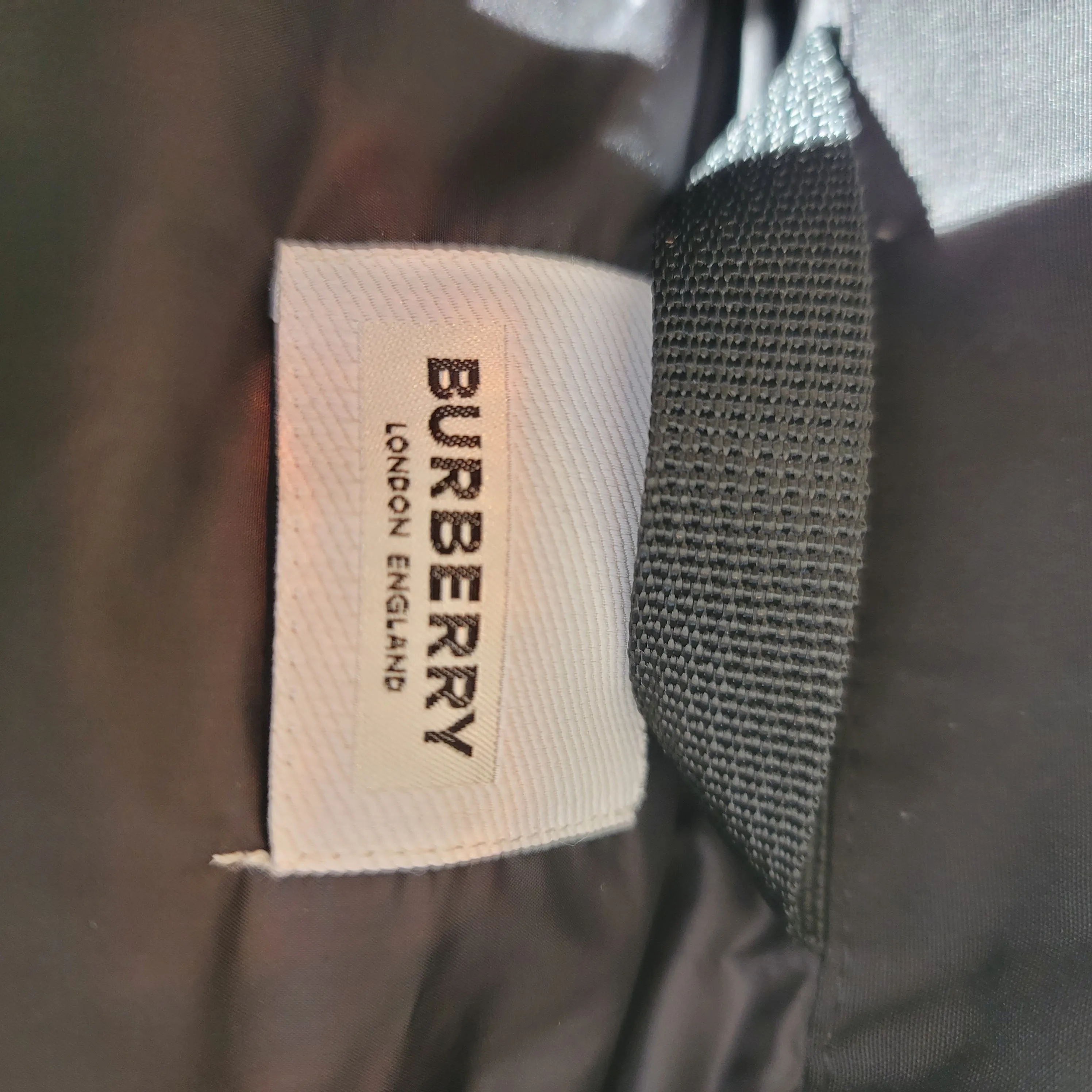 BURBERRY Alshamar Check Down Puffer Jacket Archive Beige Size Medium
