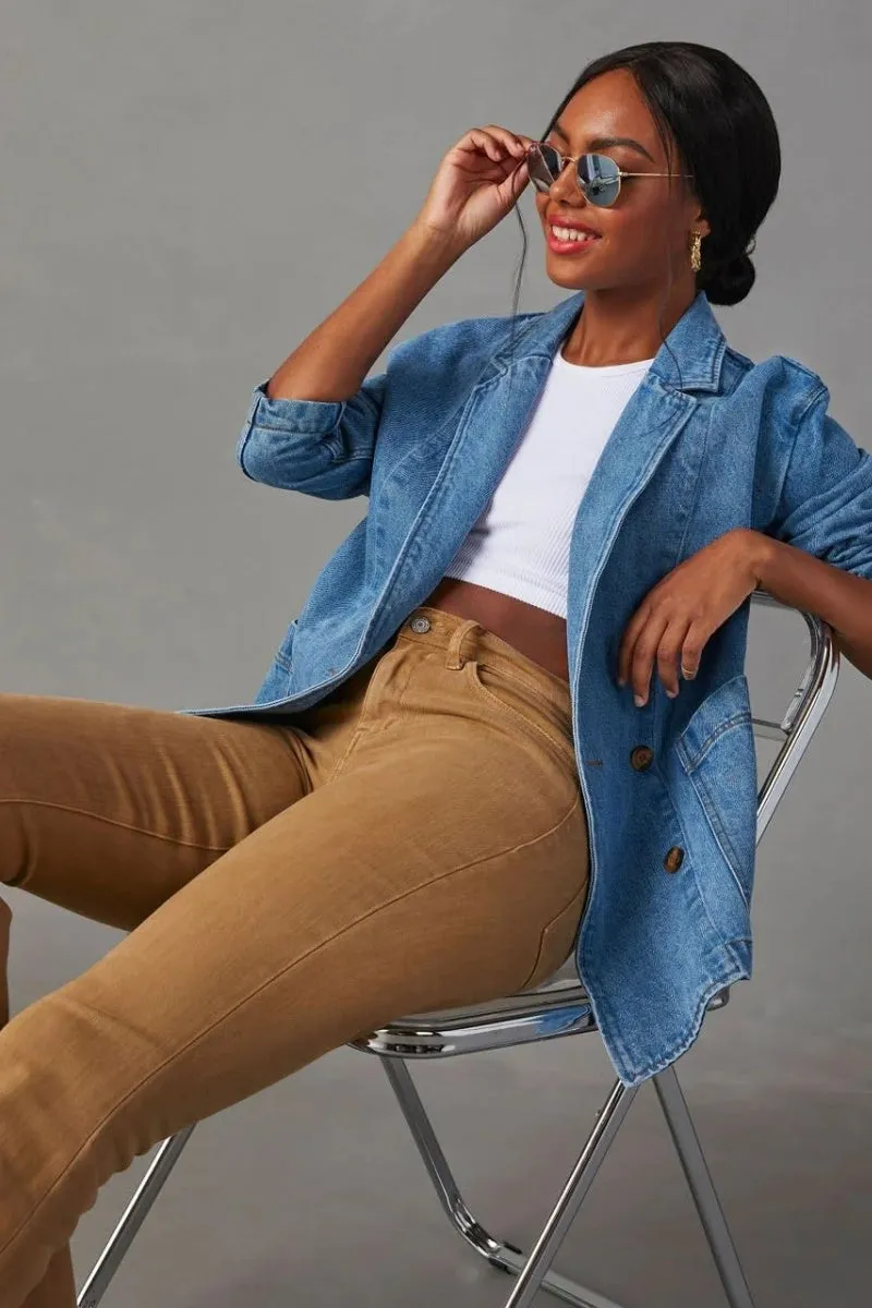 Chouyatou Womens Long Sleeve Jean Jacket Casual Loose Fit Notched Collar Button Down Denim Jacket