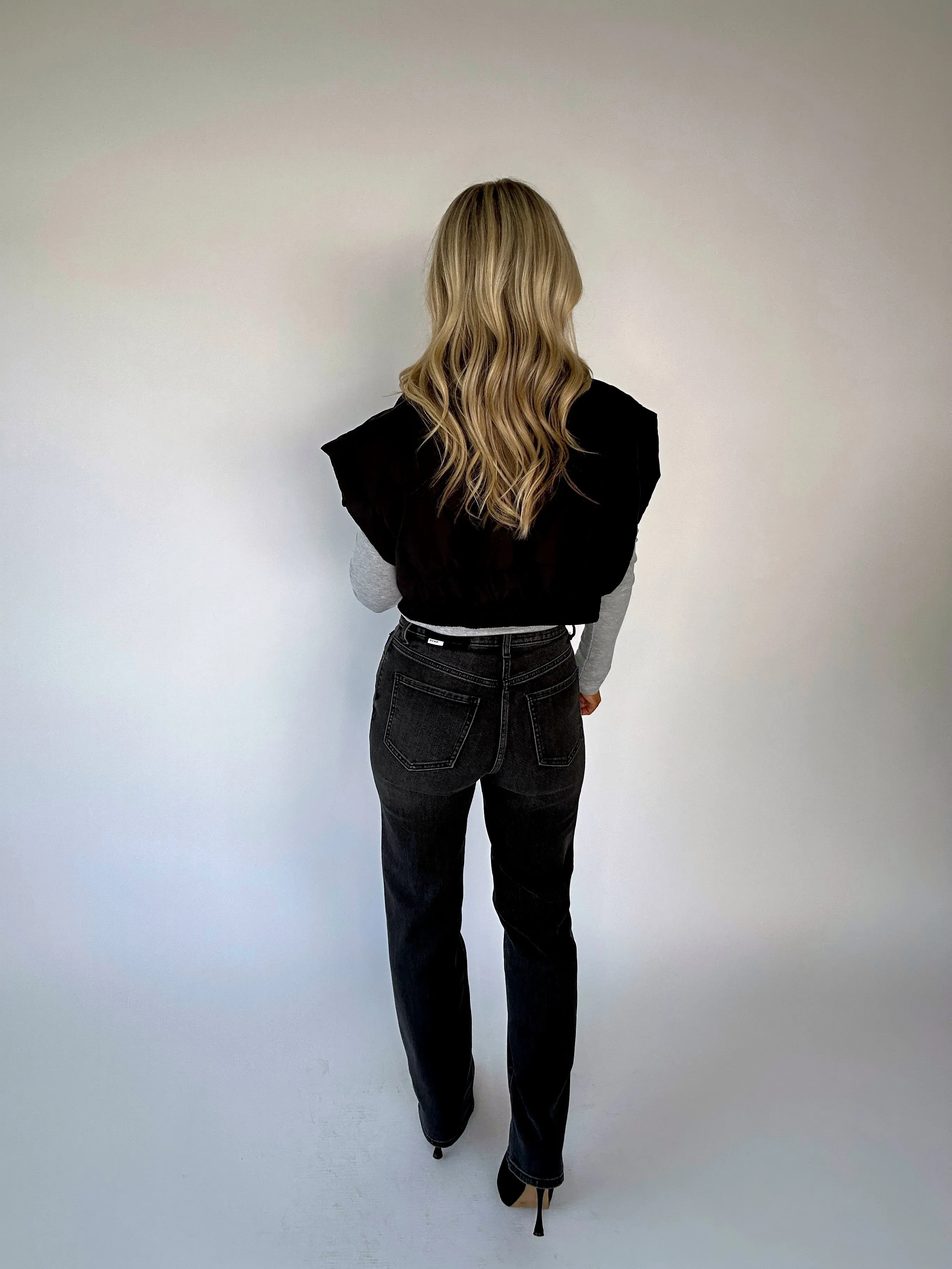 City Stroll Cropped Puffer Vest