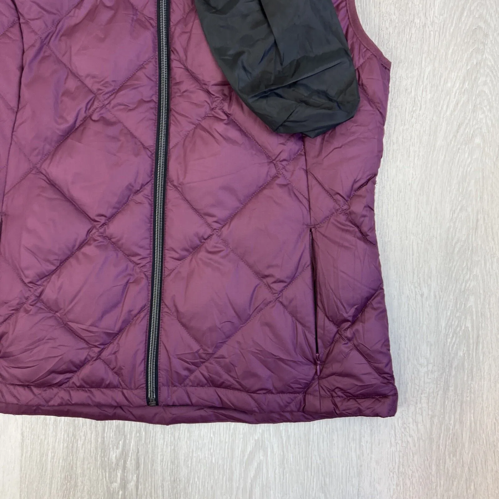 Crane Womens Purple Quilted Puffer Vest Duck Down Vest Size Large (New)