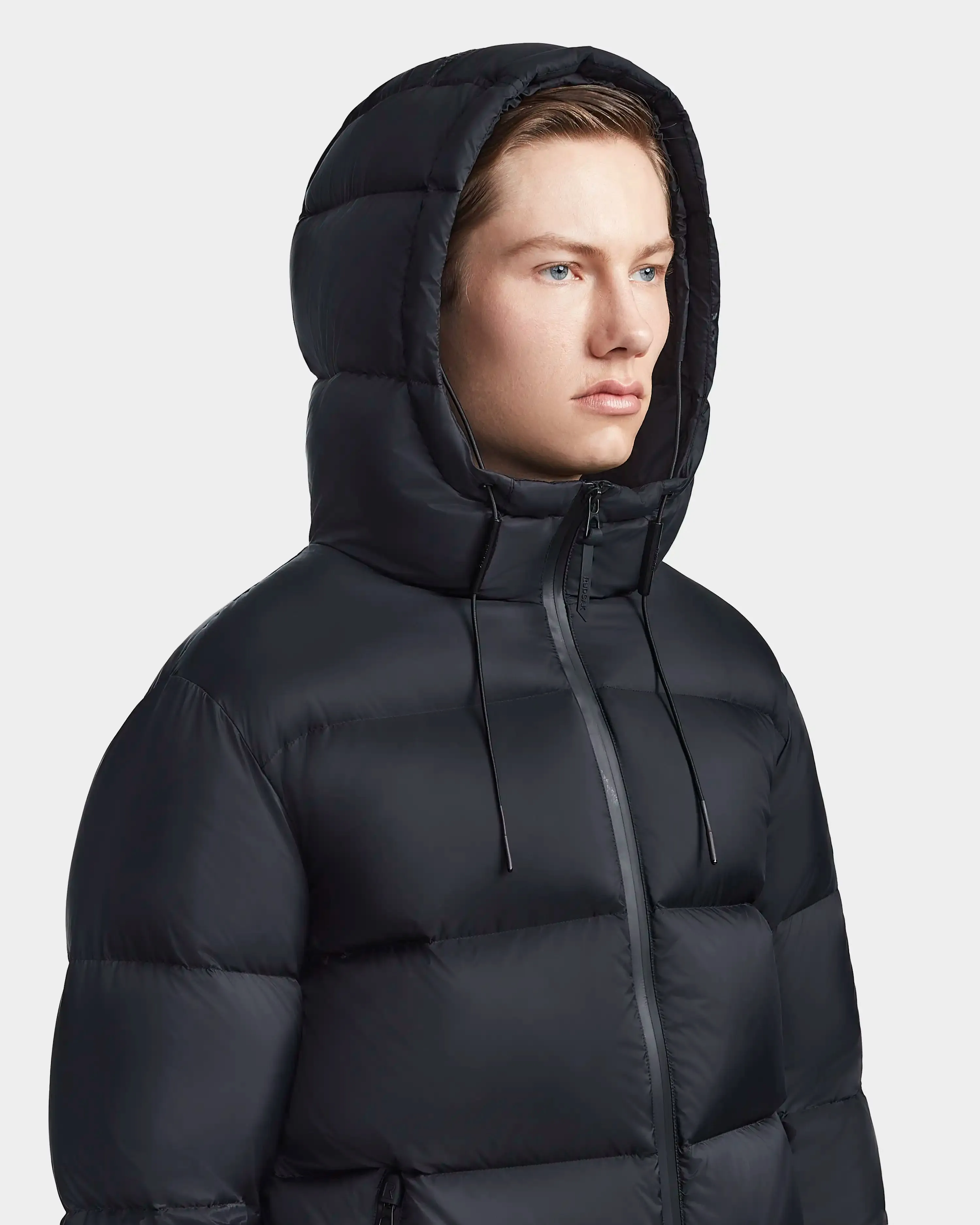 DANIEL M - M123510 Black
