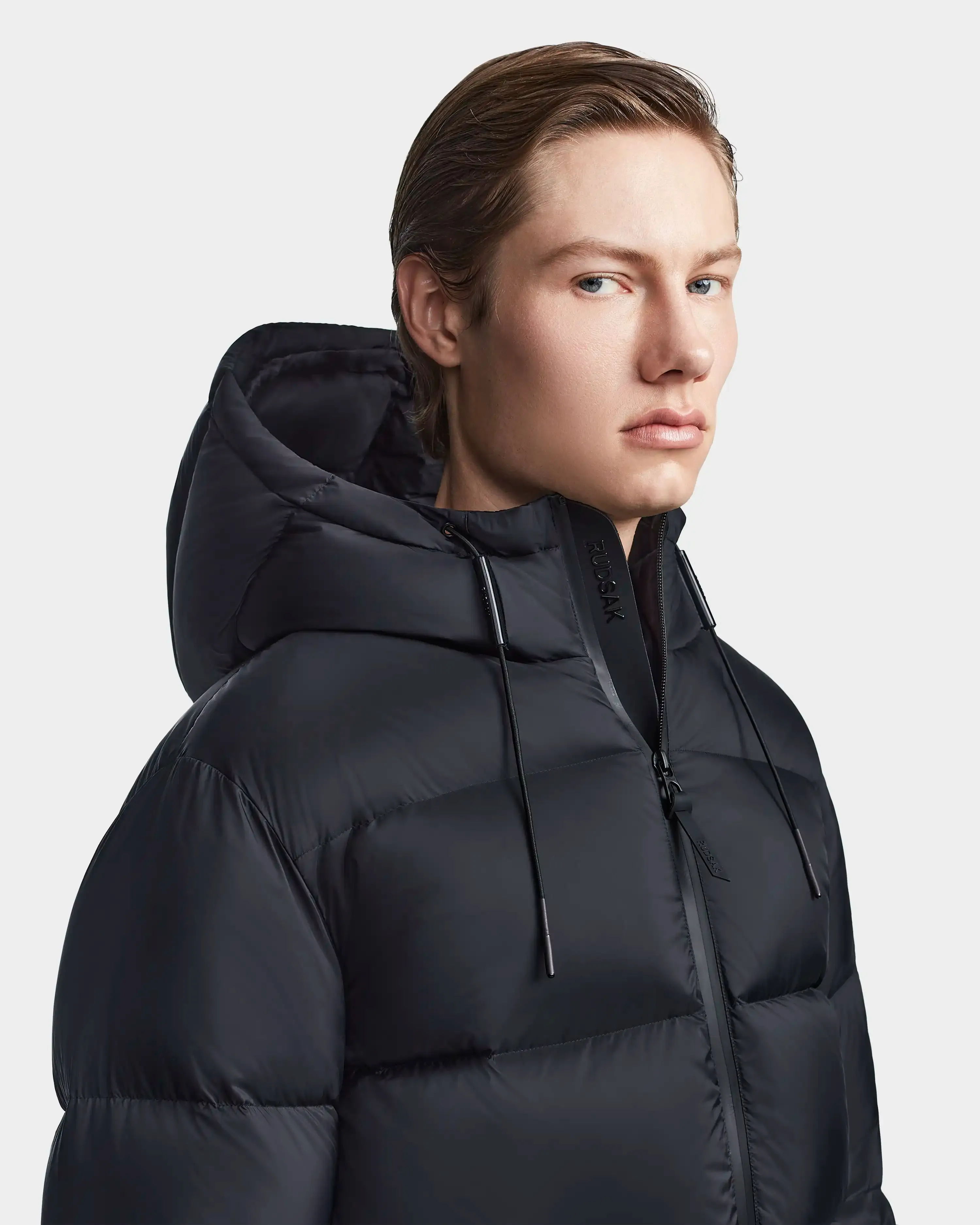 DANIEL M - M123510 Black