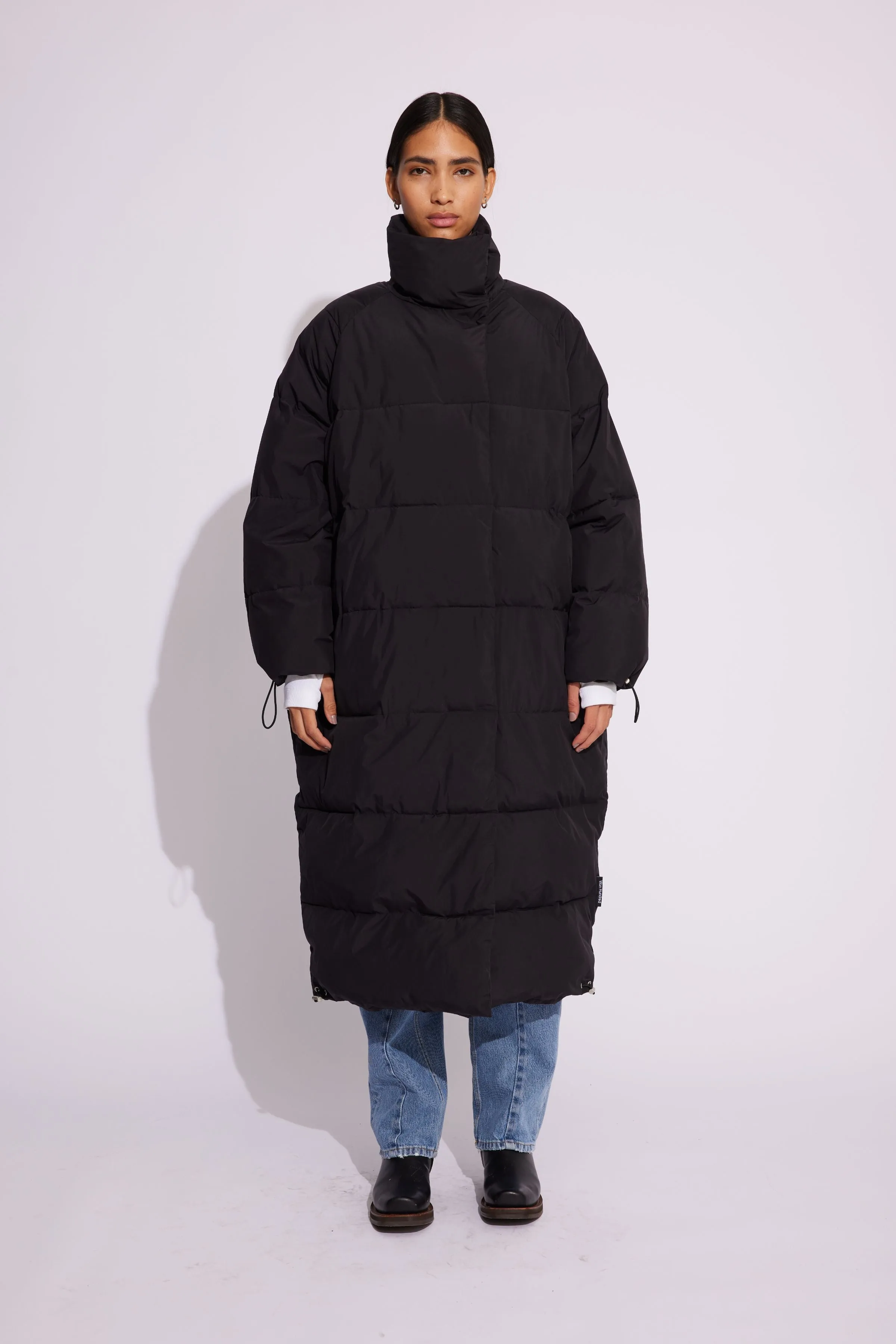Following Jacket - Black