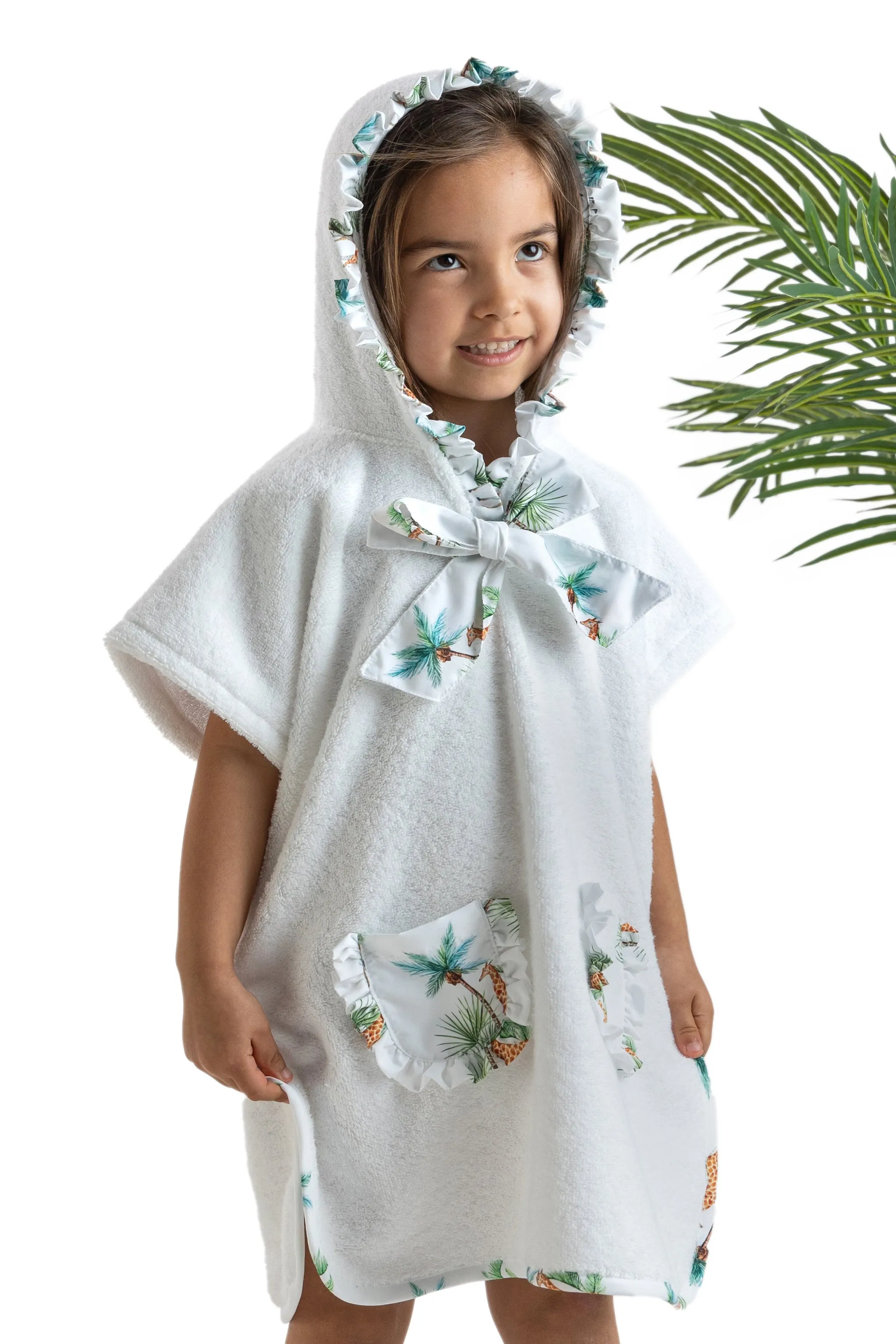 GIRAFFES Beach Poncho