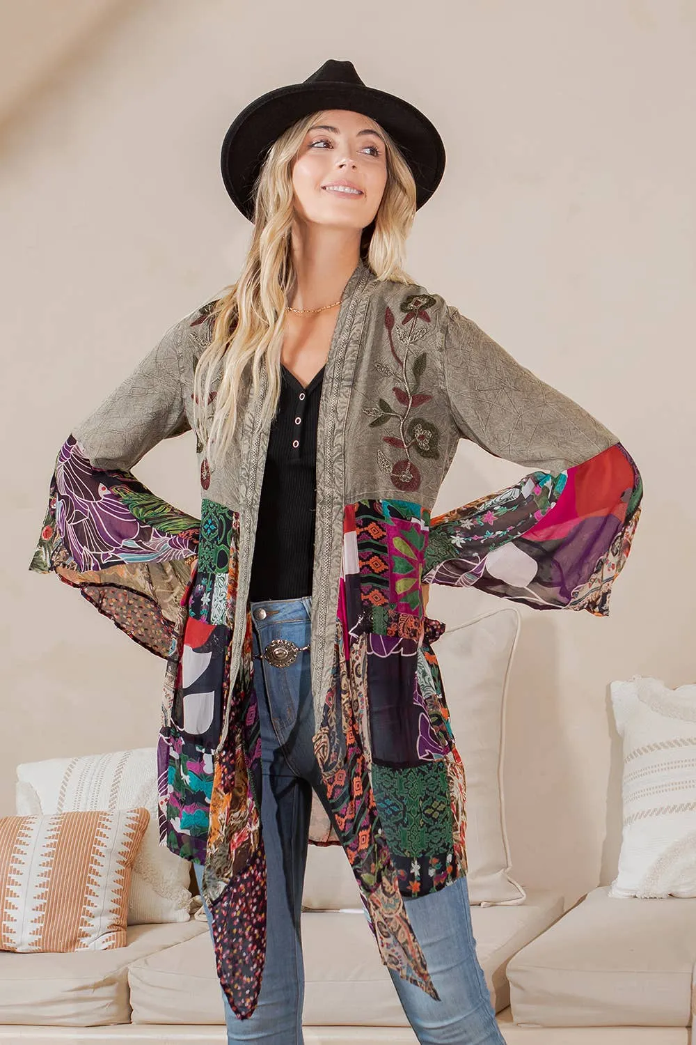 Gravel Embroidered Long Kimono