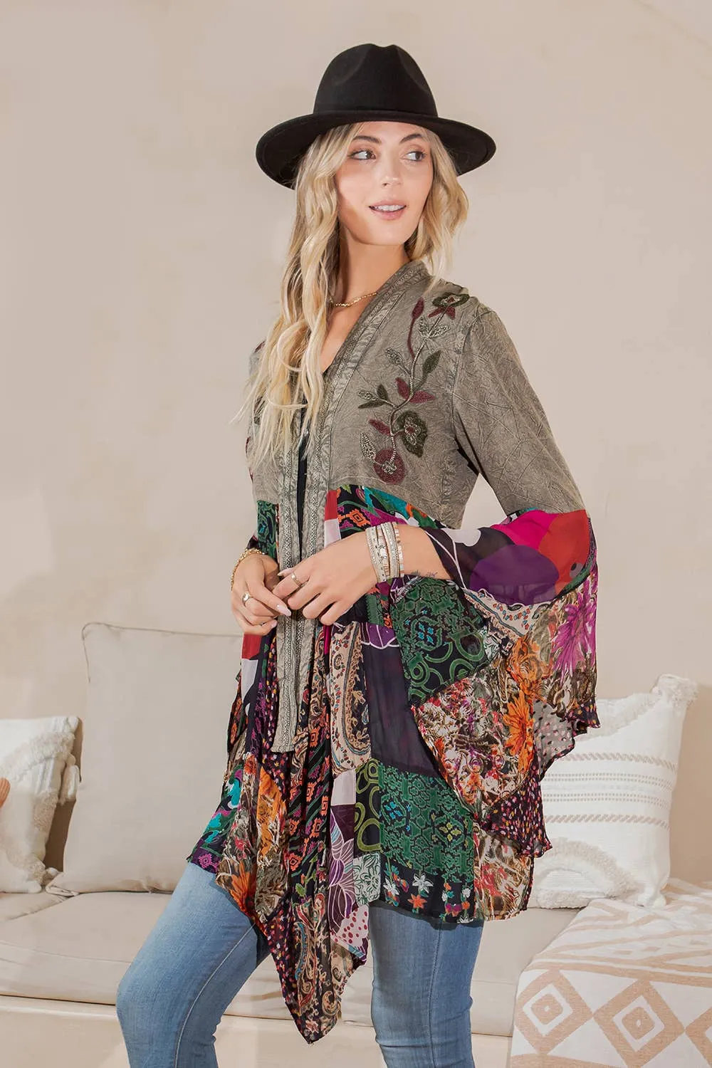 Gravel Embroidered Long Kimono