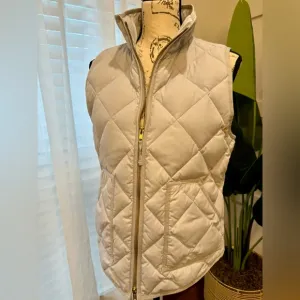 J Crew Down Puffer Vest in Gray, Medium