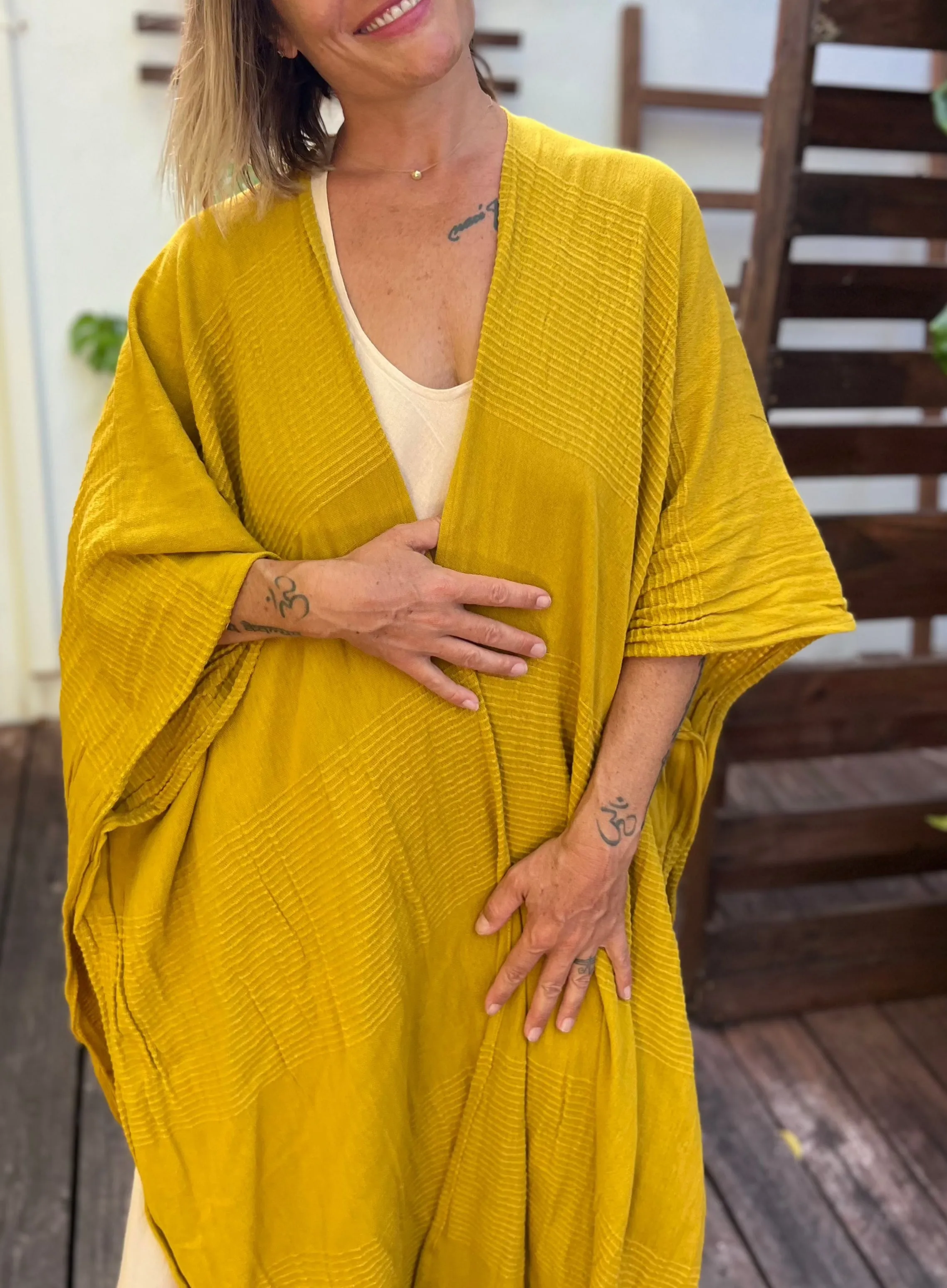 Kuna Dreams | Handwoven Poncho | Her
