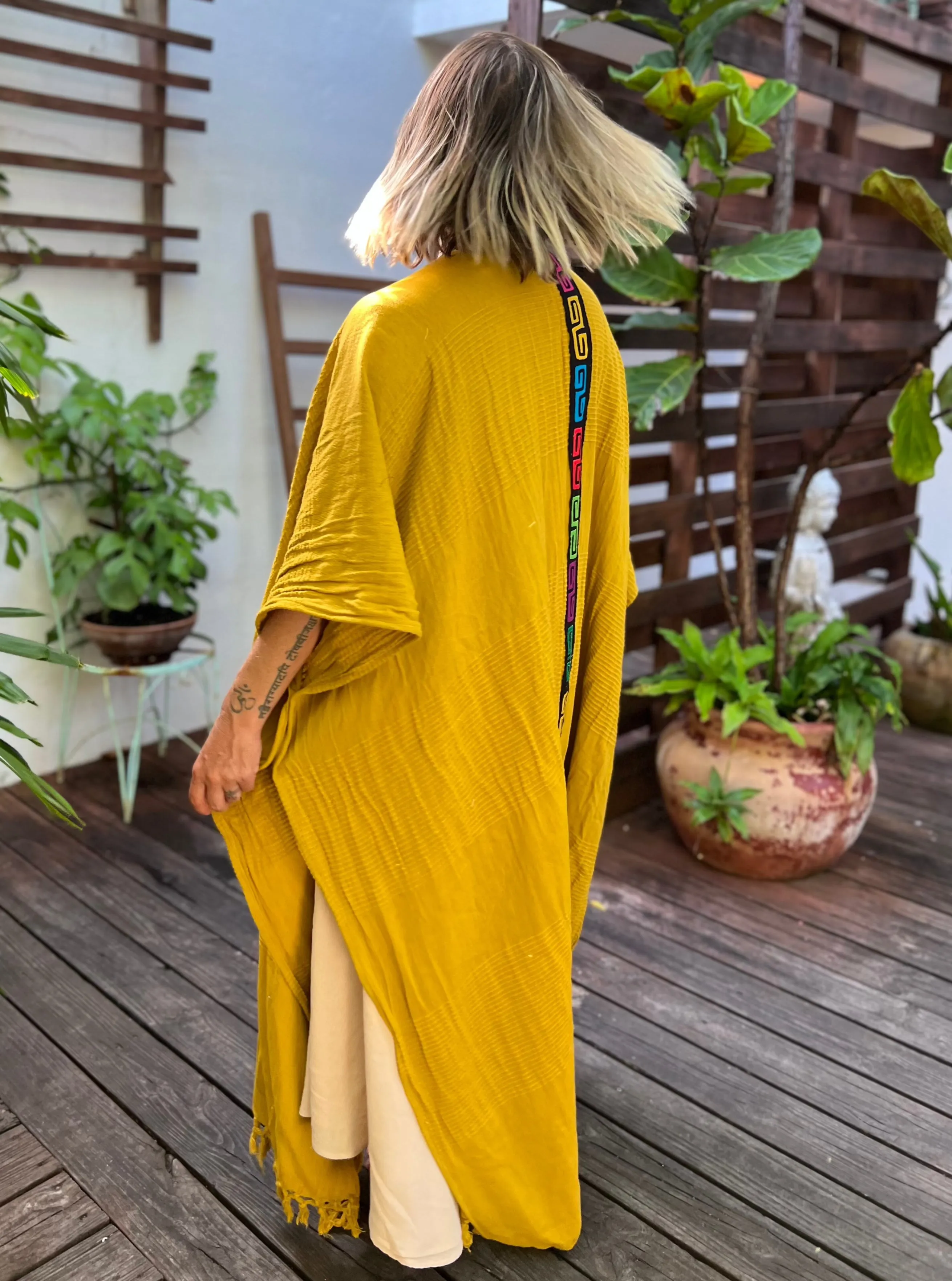 Kuna Dreams | Handwoven Poncho | Her