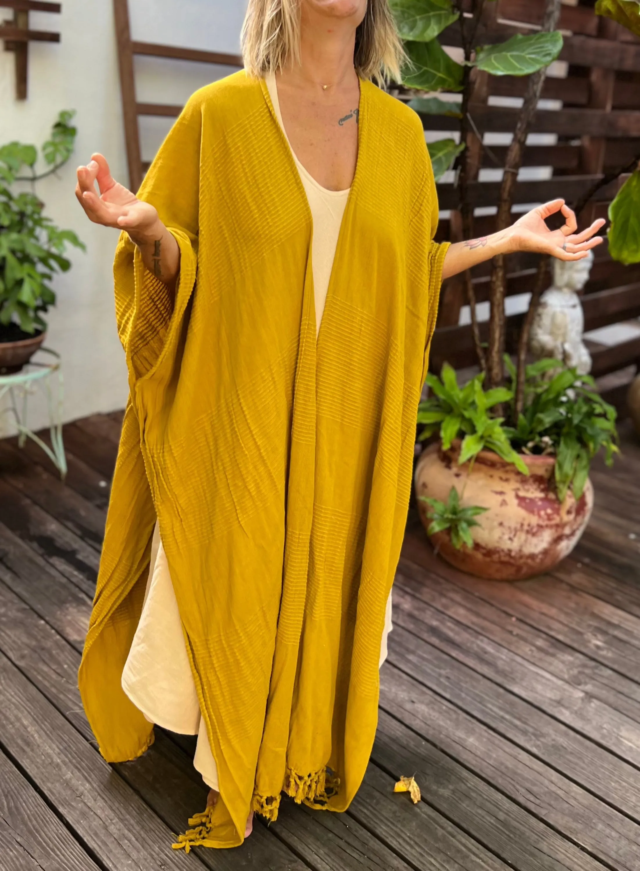 Kuna Dreams | Handwoven Poncho | Her