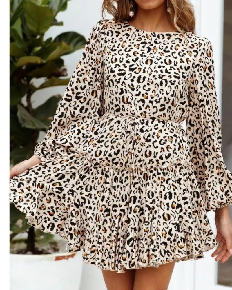 Lace-up Elastic Sleeve Ruffled Floral Mini Dresses