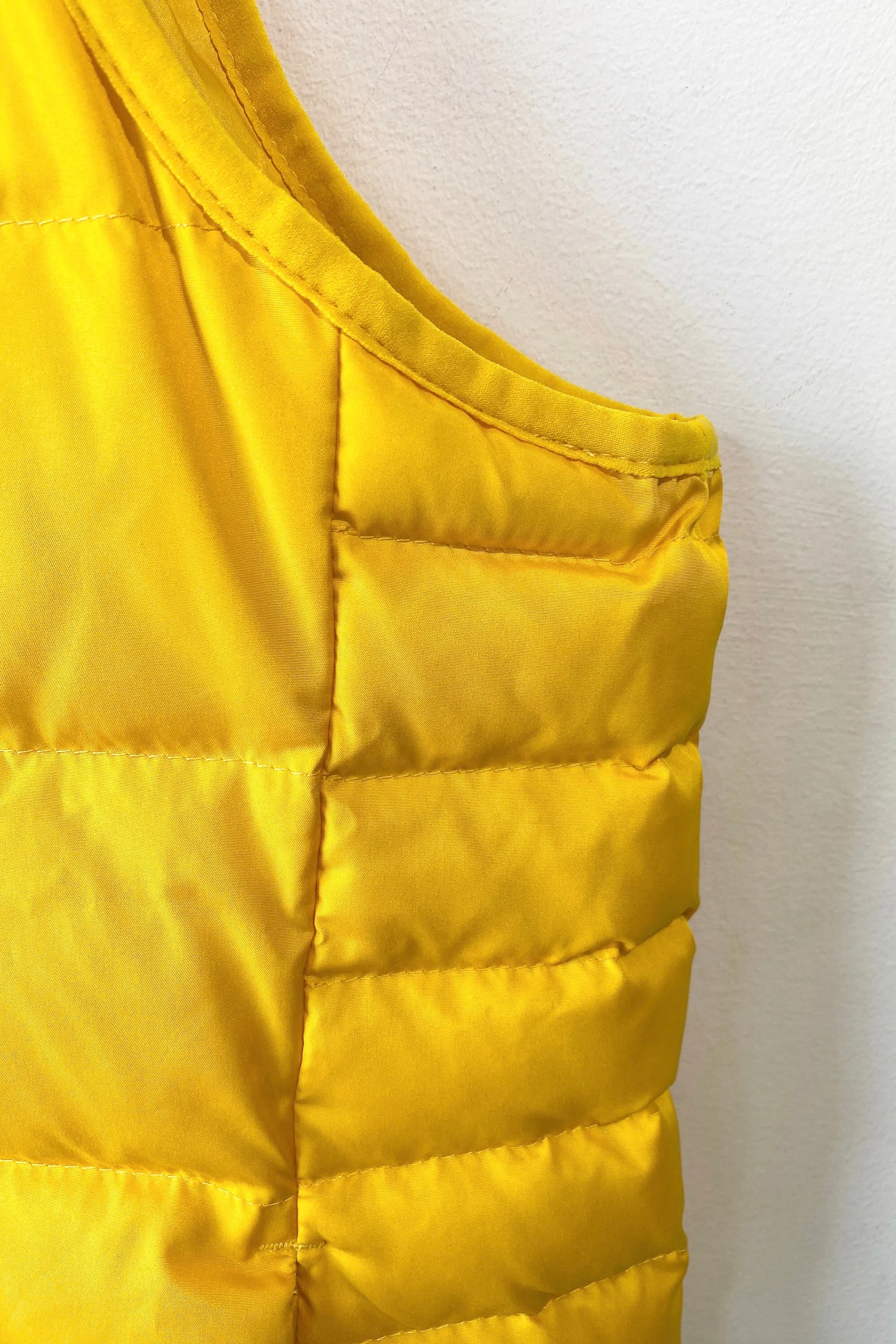 Land's End Mens Yellow Puffer Vest