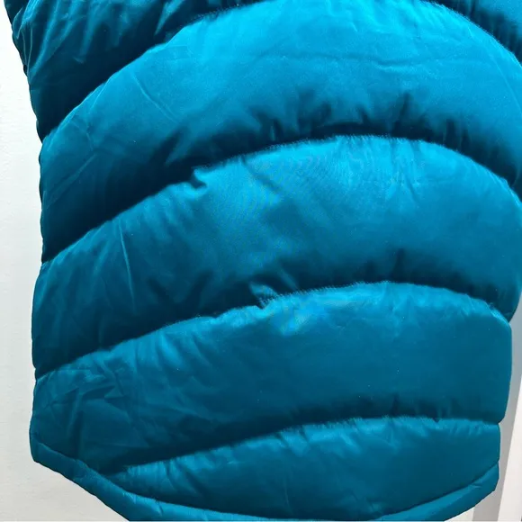 Lands’ End Teal Down Puffer Vest, XL Adriatic Blue