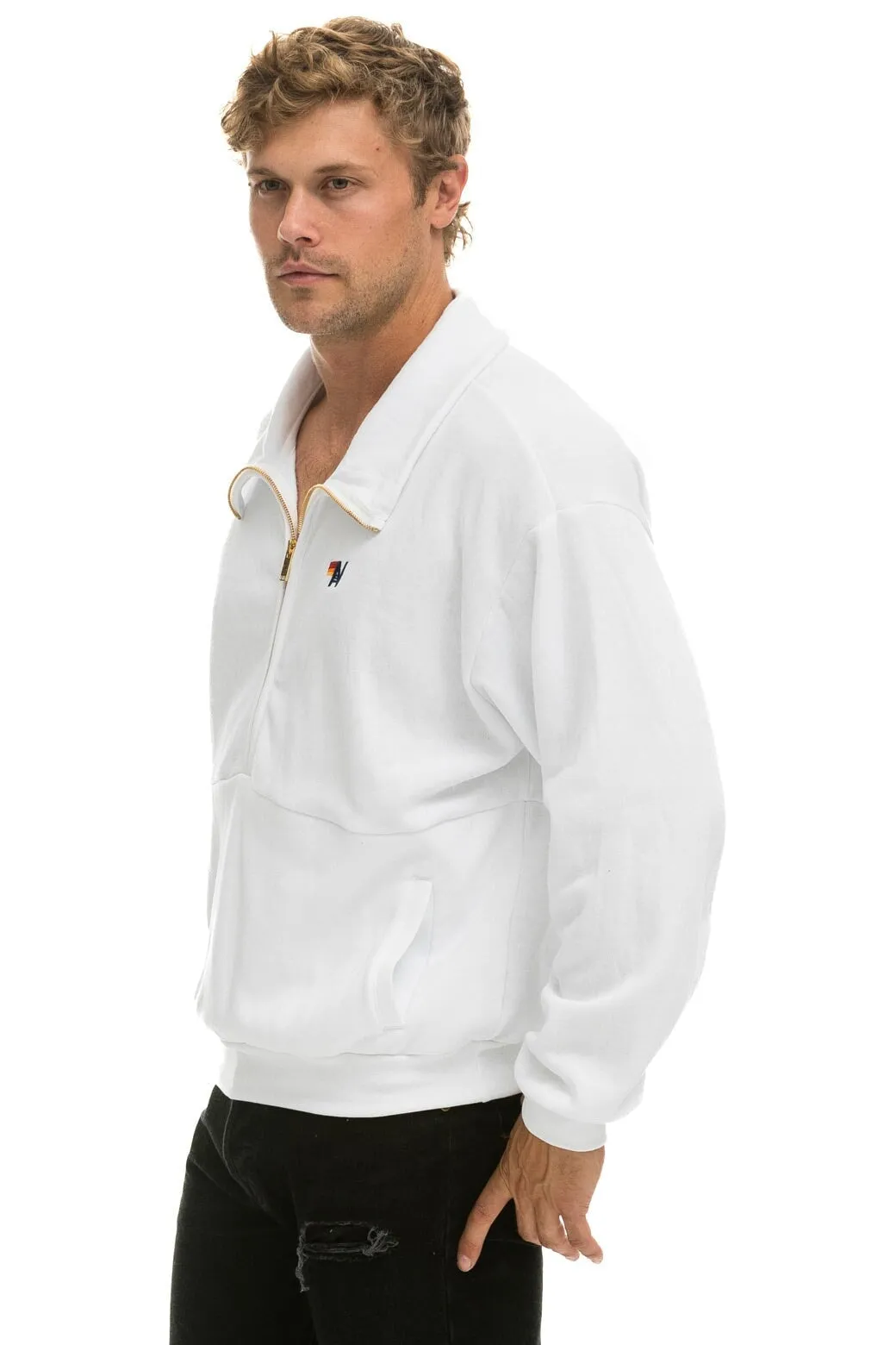 LOGO EMBROIDERY HALF ZIP SWEATSHIRT - WHITE