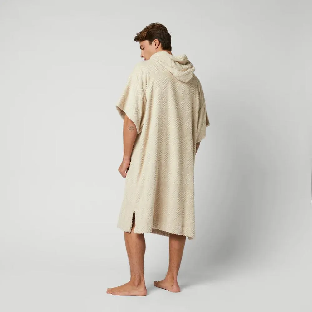 MYSTIC JACQUARD PONCHO OFF WHITE