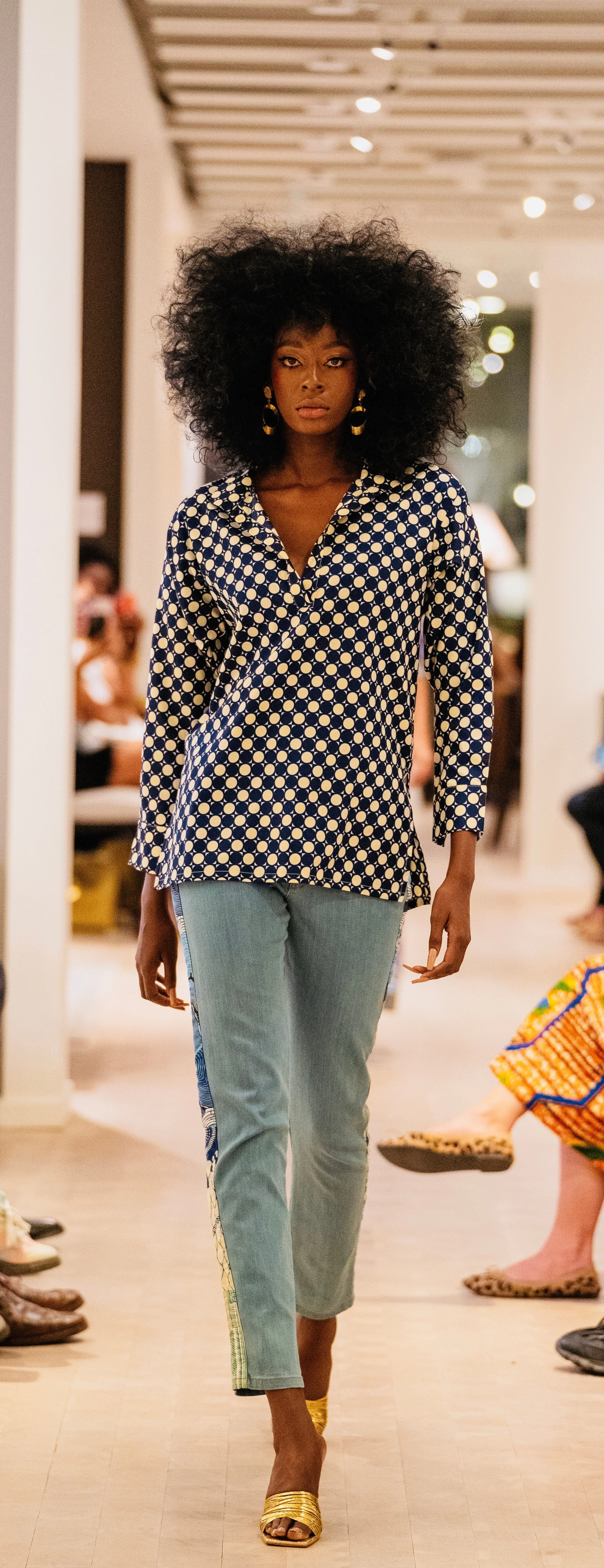 NAVY & CREAM DOTS BOYFRIEND BLOUSE