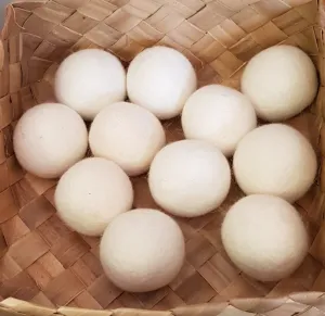 New Zealand Lavender Impregnated 100% Woollen Dryer Balls X 4