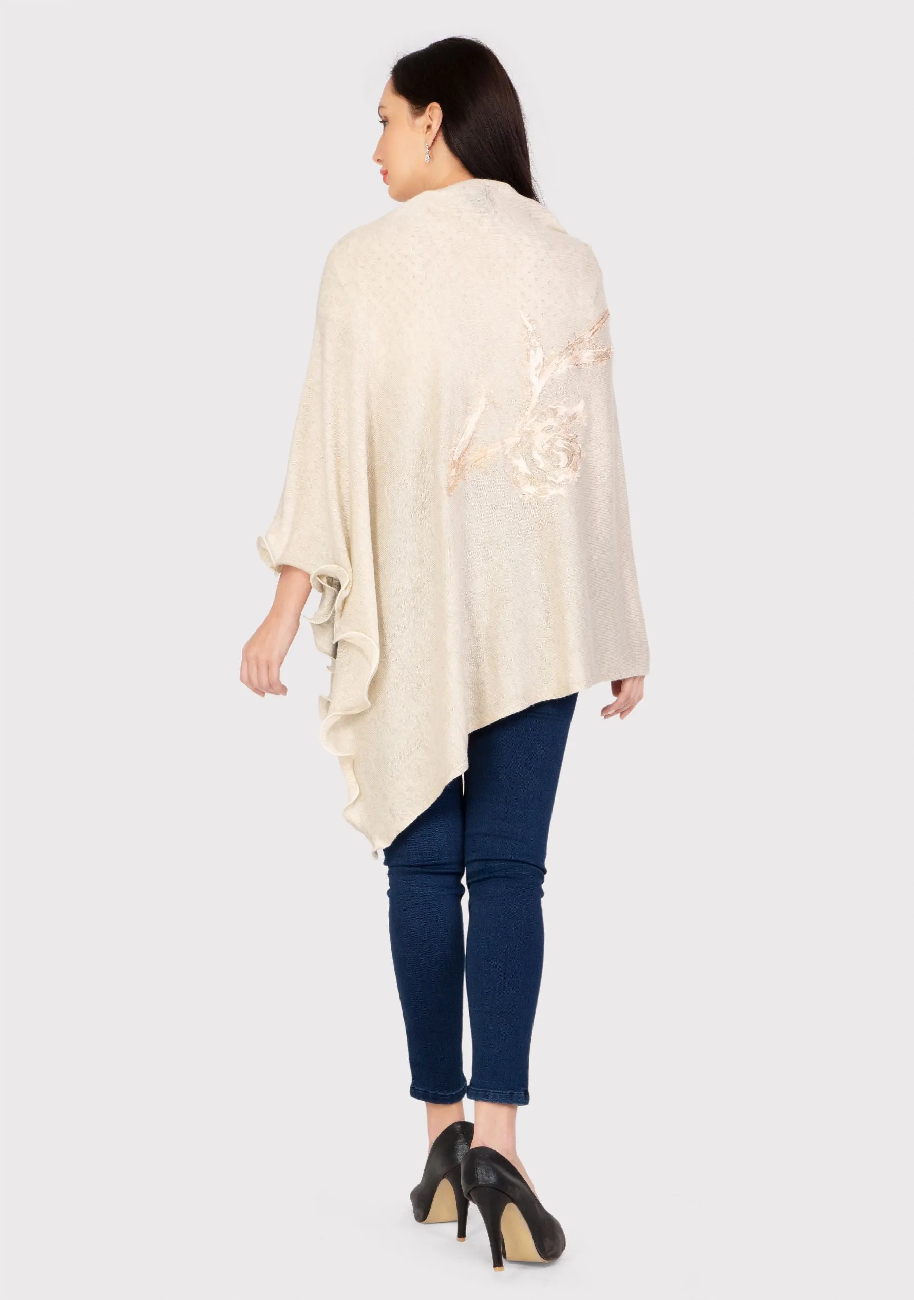 Oatmeal Melange Wool Poncho
Lt. Gold Appliqués
