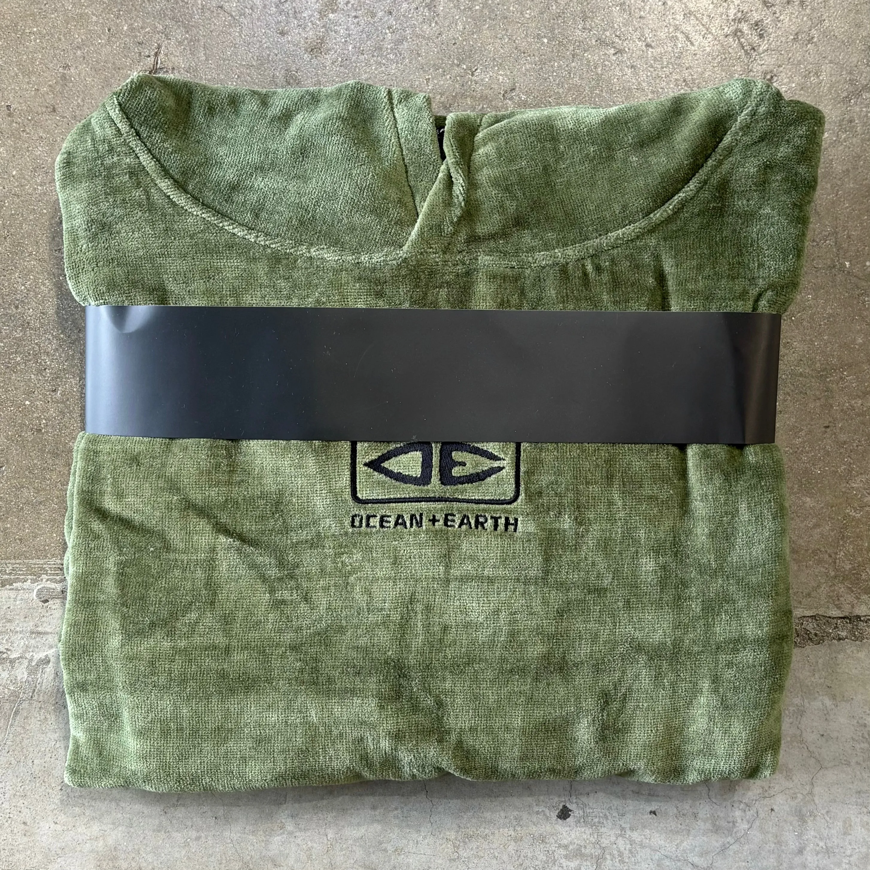 OCEAN &EARTH   MENS CORP HOODED PONCHO