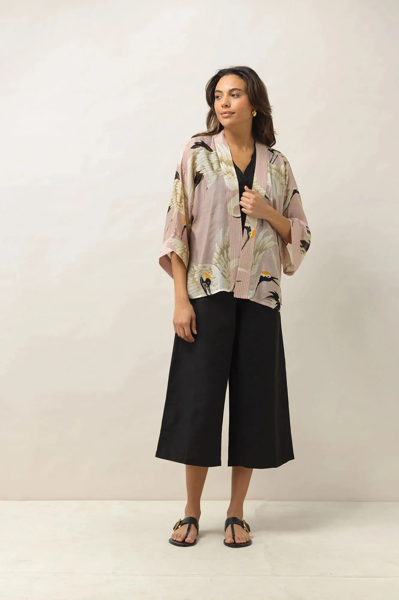 One Hundred Stars Stork Plaster Pink Kimono