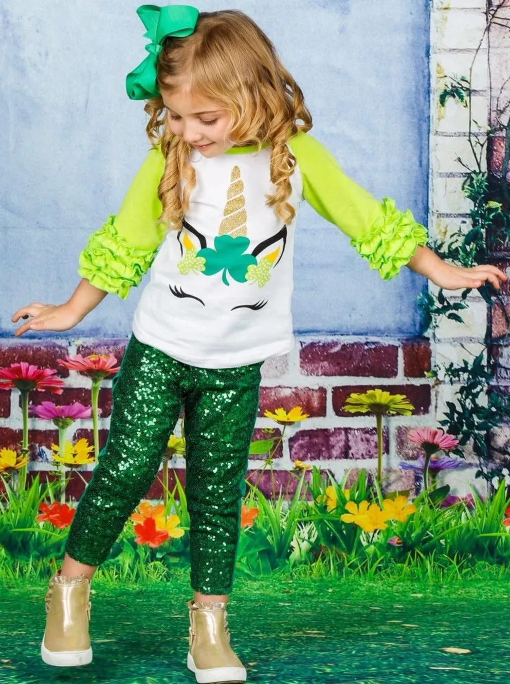 St. Paddy's Unicorn Ruffle Raglan Top