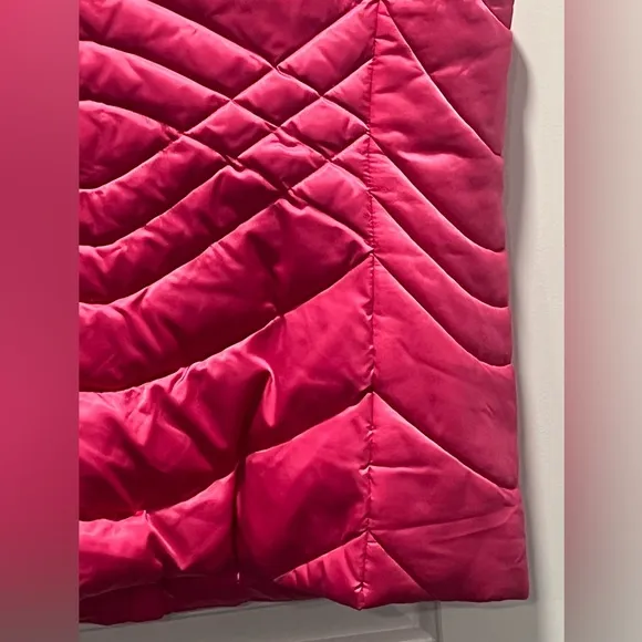 The North Face Women's 550 Down Vest - Pink - EUC