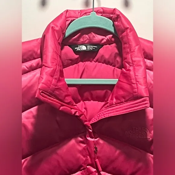 The North Face Women's 550 Down Vest - Pink - EUC