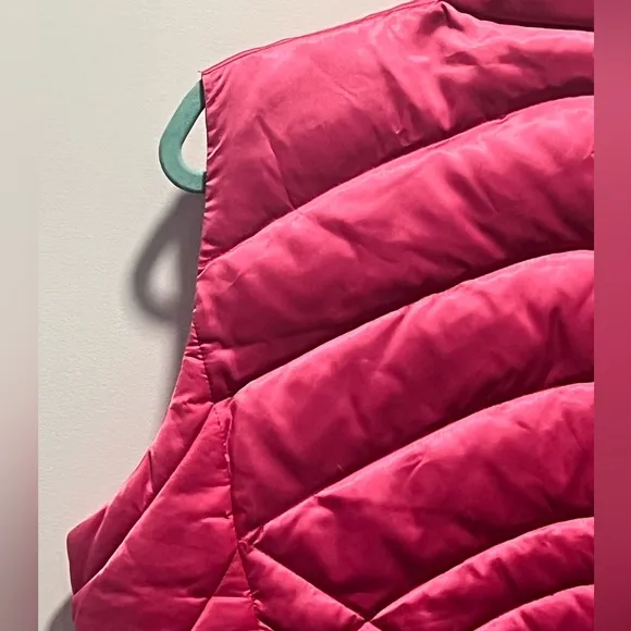 The North Face Women's 550 Down Vest - Pink - EUC