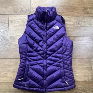 The North Face Women's Aconcagua 550 Fill Down Vest Sz XS Purple Warm Puffer