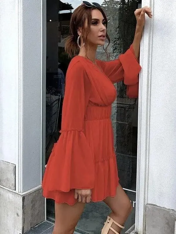 V-neck Ruffle Hem Vacation Dress M0206