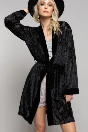 VELVET UNDERGROUND FLORAL KIMONO