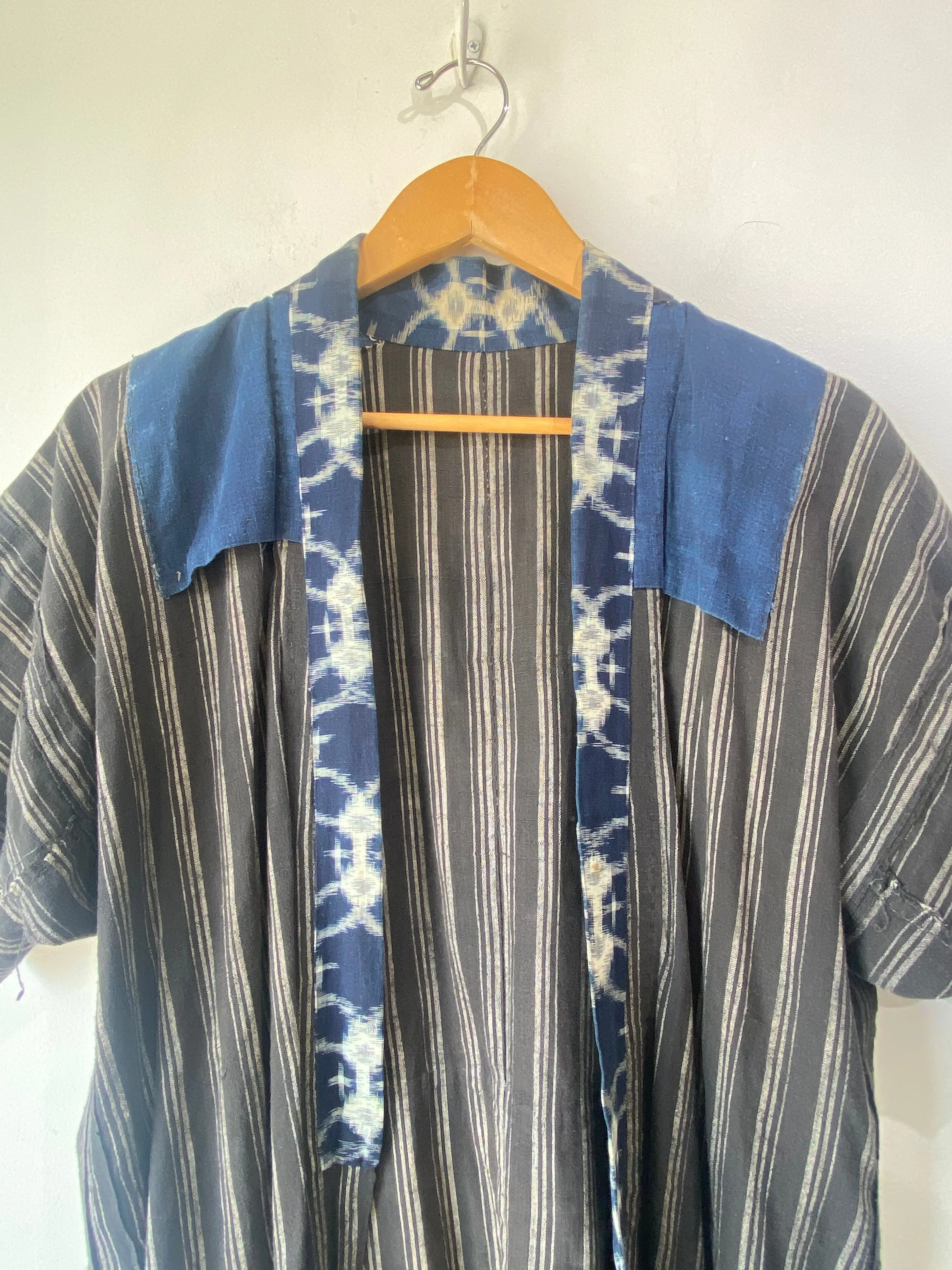 Vintage Navy & Black Embroidered Kimono