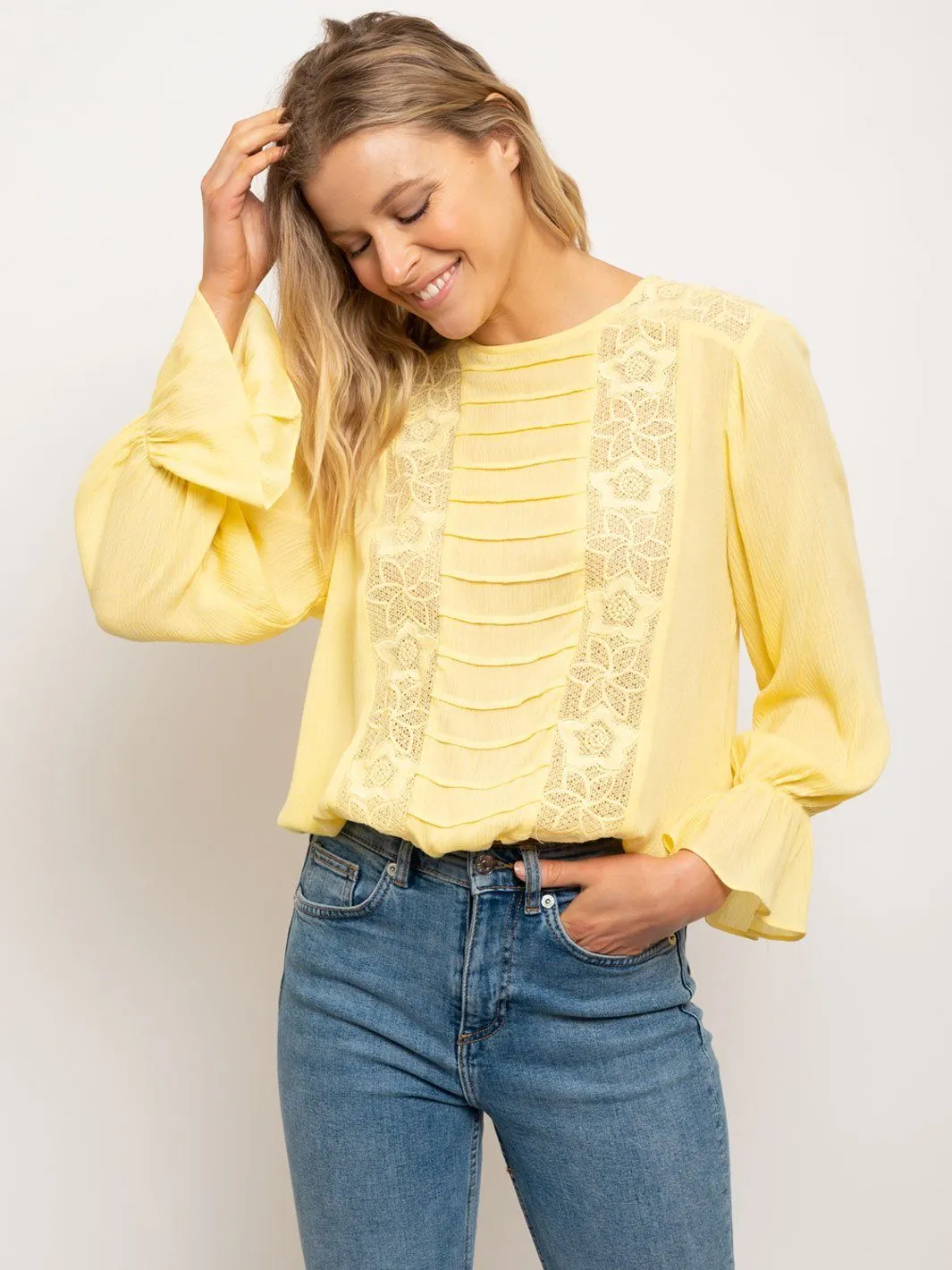 WOMEN'S EMBROIDERED FLORAL LACE PINTUCK TOP