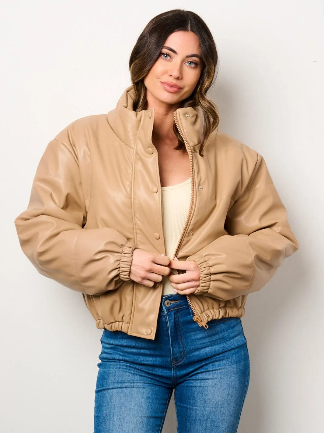 WOMEN'S LONG SLEEVE BUTTON CLOSURE POCKETS PUFFER PU PLEATHER JACKET